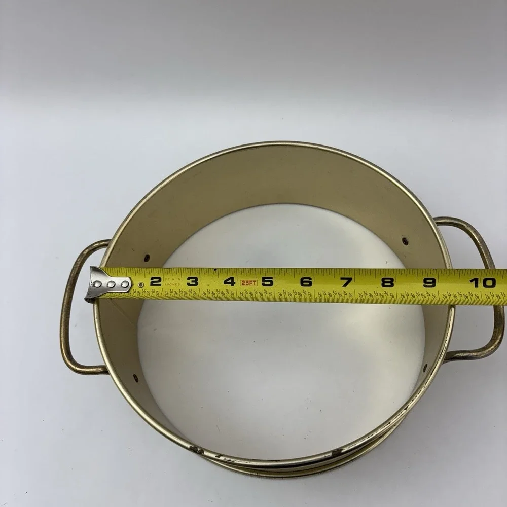Corning Ware Forever Yours Metal Base Holder For Pyrex Pink Hearts 2Qt Casserole